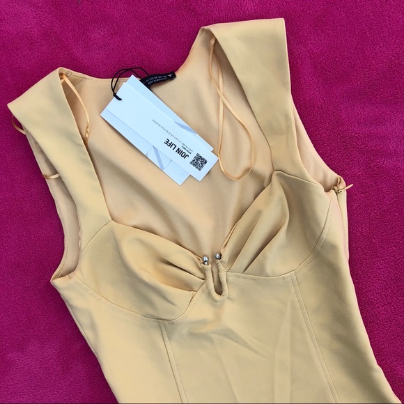 Zara V-neck Bodysuit - Picture 4 of 10